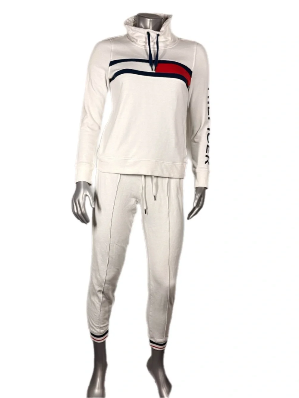 Tommy Hilfiger | Heritage Logo Pullover Sweatshirt & Matching Jogger Pants Set - Picture 2 of 16